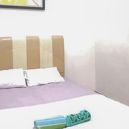 Waringin Guest House Tegal Mitra Reddoorz Exterior photo